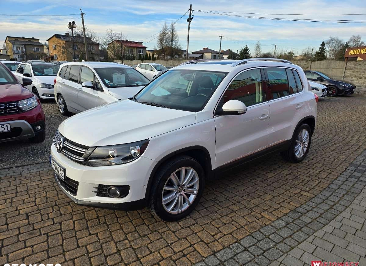 Volkswagen Tiguan cena 45800 przebieg: 140000, rok produkcji 2012 z Wejherowo małe 137